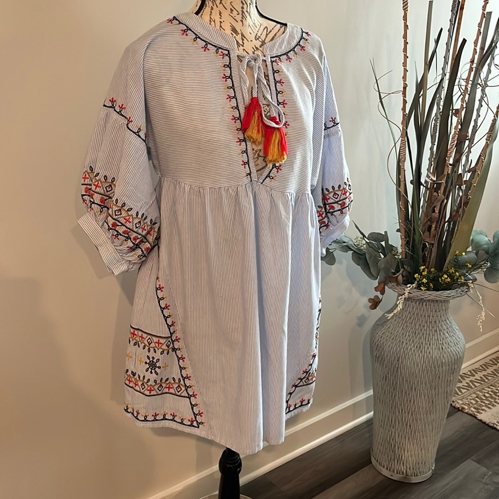 Cute appliqué striped mini dress